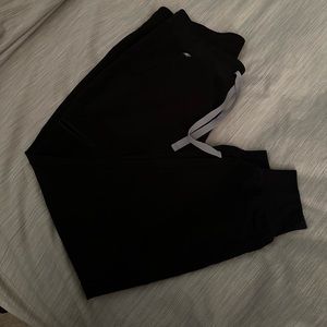 Figs zomara jogger women’s petite medium.